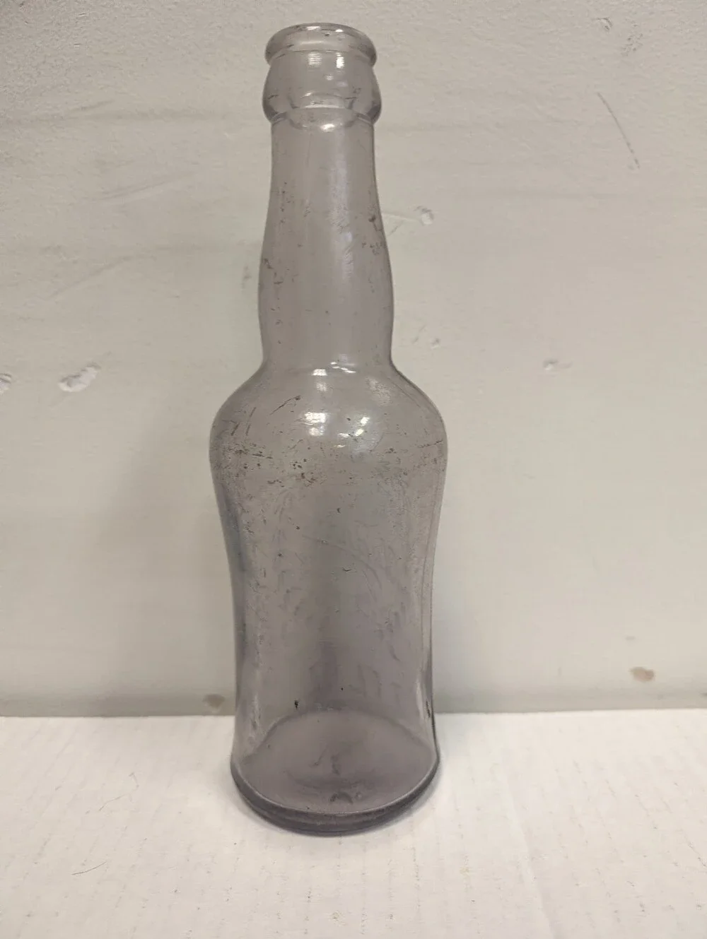 Antique 1910s Bludwine Soda Bottle 7 fl oz Embossed Wheat Wreath No Drugs Clear